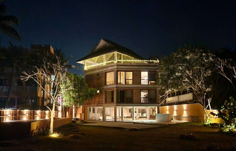 Vanusa Residency About us